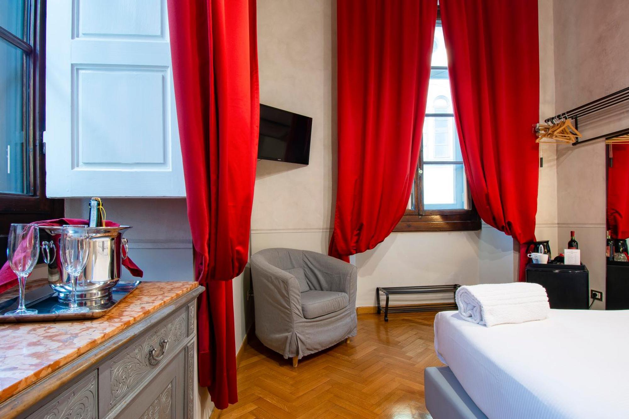 N4U Guest House Φλωρεντία Εξωτερικό φωτογραφία