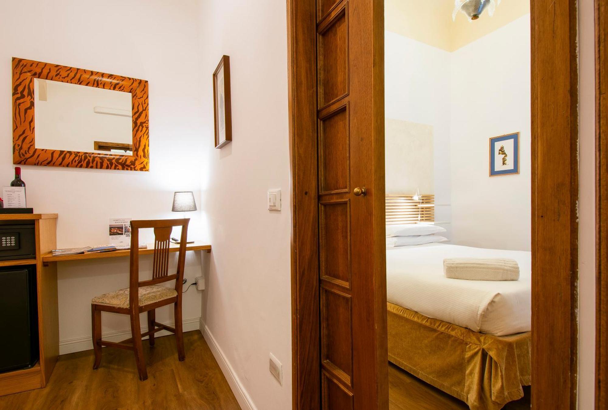 N4U Guest House Φλωρεντία Εξωτερικό φωτογραφία